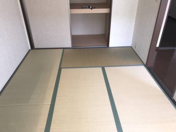 賃貸和室からのフローリング上張り施工